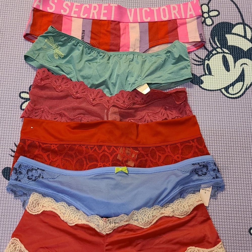 VS panties lot